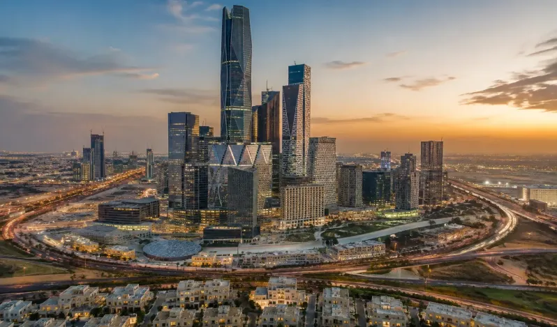 The most important mega projects in Saudi Arabia and their impact on your investment decision